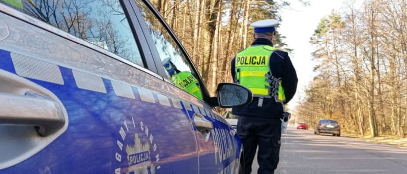 Policja wysyła na drogi do 6 tys. funkcjonariuszy w okresie Wszystkich Świętych