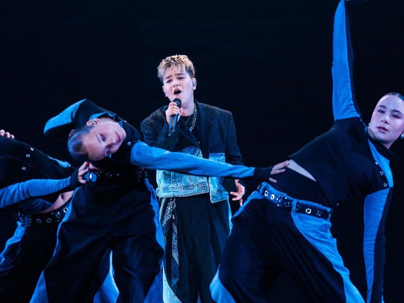 Wiktor Sas zaprezentował widowiskowy numer z piosenką „Gravity” na Eurowizji Junior