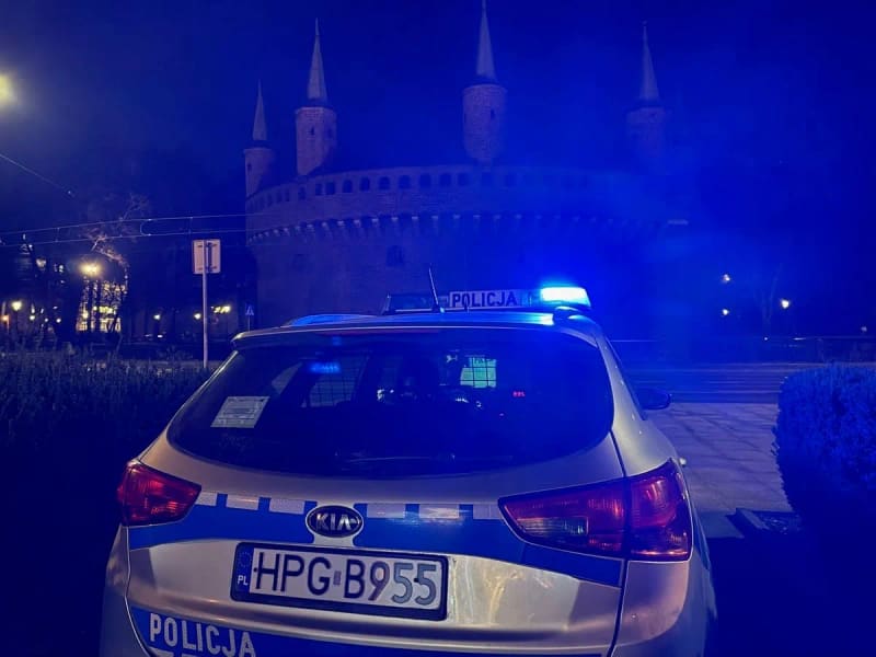 W piątek 16-latek zginął po upadku z 12. piętra krakowskiego bloku