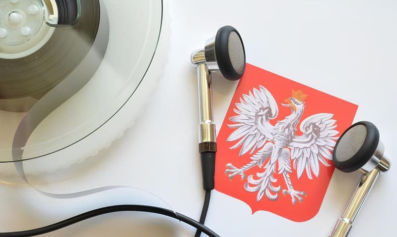 Wnioski o kontrolę i utrwalanie rozmów objęły w ubiegłym roku 4 tys. 946 osób