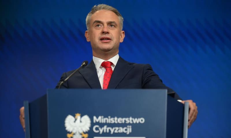 Gawkowski grozi wyłączeniem X i Mety za naruszenia praw dziecka