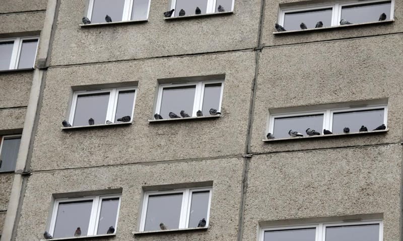 Samowolny kompleks na Centralnej wciąż stoi, wyburzenie bez terminu