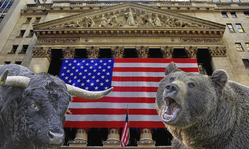 Wall Street po weekendzie: spadki indeksów, obawy o AI i presja na stopy procentowe Fedu