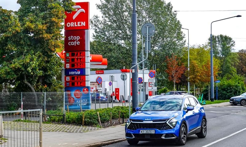 Minister energii: cena paliwa nie przekroczy 10 zł, rząd gwarantuje stabilne rachunki za gaz