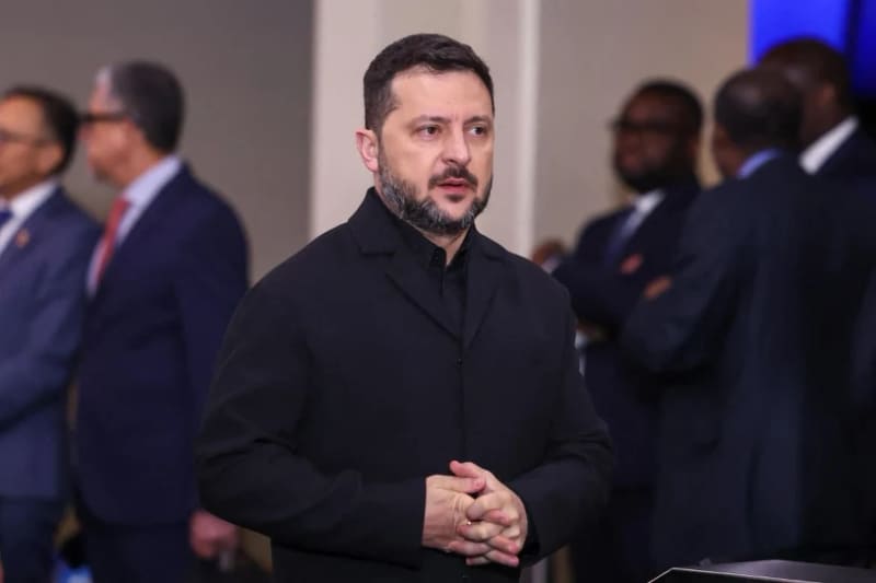 Kancelaria Zełenskiego zaprzecza doniesieniom Bloomberga o propozycji Trumpu