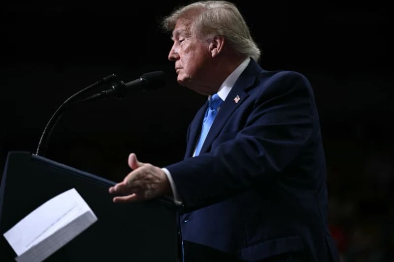 Ponad połowa Polaków wierzy w bazę USA, choć Trump nie podaje szczegółów