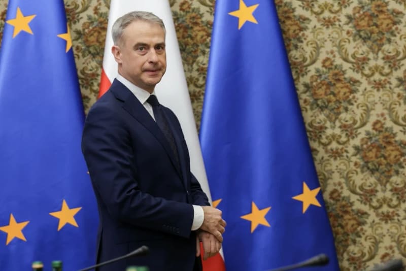 Wicepremier Gawkowski: Sejm przyjmie akt usług cyfrowych w odpowiedzi na ataki na szkołach