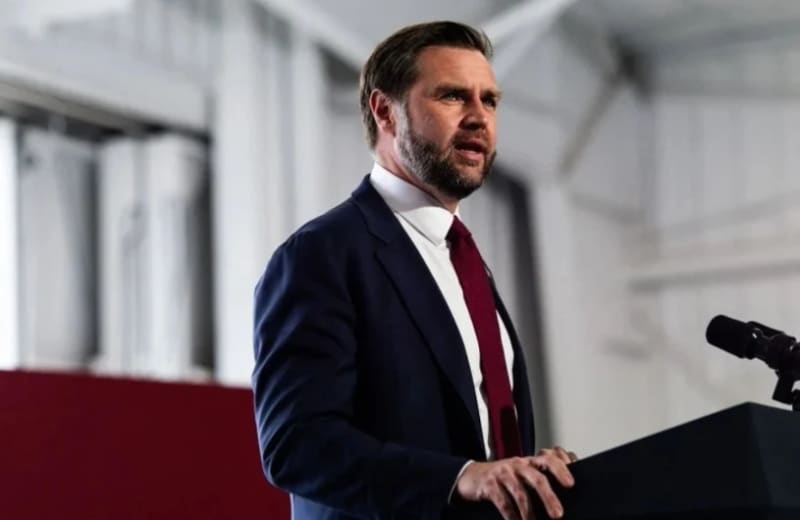 Vance napisał do irańskiego szefa bezpieczeństwa na polecenie Trumpa, by wznowić rozmowy