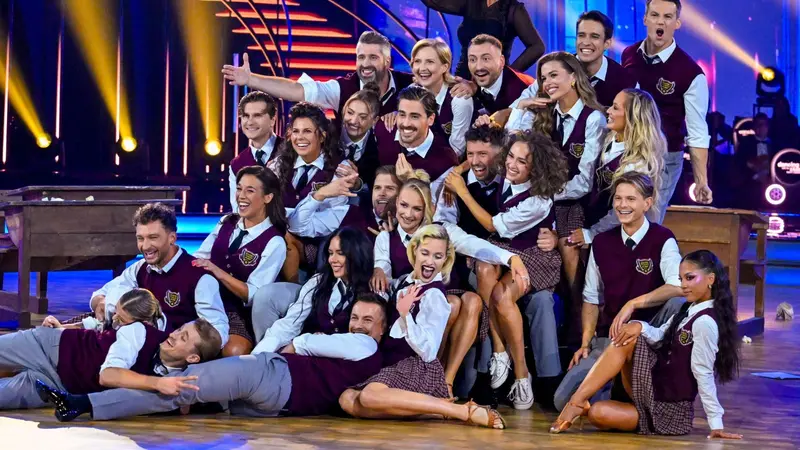 Pierwsza eliminacja w 19. "Tańcu z Gwiazdami" – 12 par walczyło o przebieg