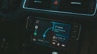 Android Auto przestaje samoczynnie odtwarzać muzykę po aktualizacji Google
