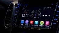 Android Auto unosi wymagania systemowe – miliony starszych telefonów straci obsługę