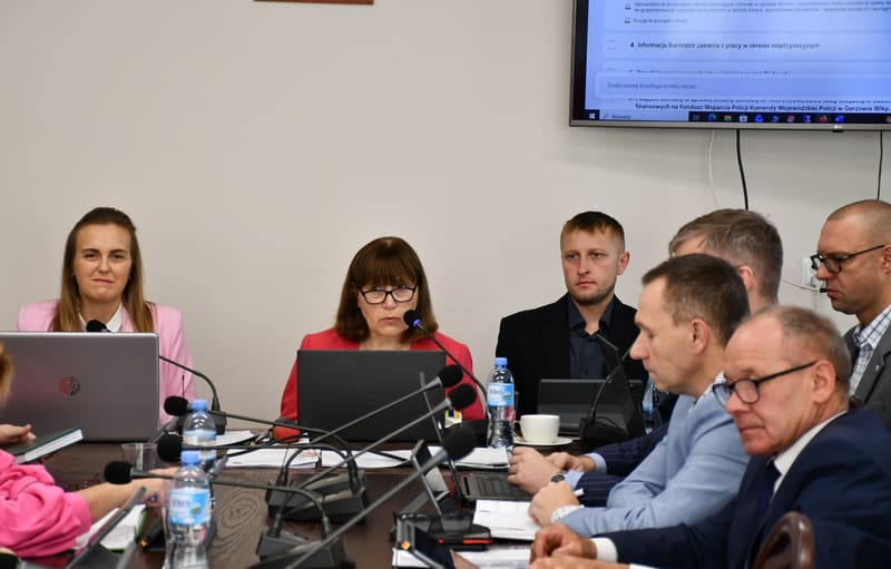 Rada Miasta Jasienia poparła budowę obwodnicy, sesja XL przyjęła zmiany w sołectwie