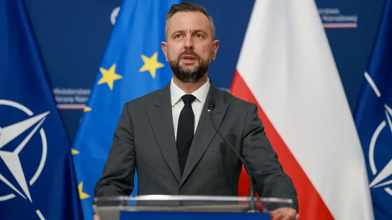 Szef MON Kosiniak-Kamysz ogłosił wydobycie z Bałtyku drona, wstępnie uznanego za rosyjski