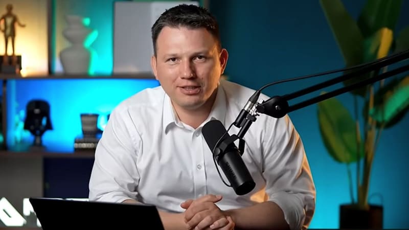 Mentzen krytykuje pomysł Czarnka na 16-dniowe obowiązkowe szkolenia wojskowe