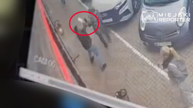 Nagranie pokazuje atak nożownika przy hotelu na Nowogrodzkiej w Warszawie