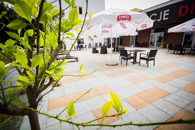 Restauracja Diament w Zabrzu przy ul. 3 Maja 122A. Obiady i przyjęcia