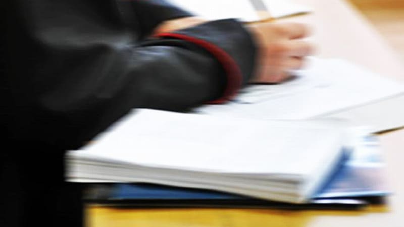 Dawid K., lekarz z afery w Szpitalu Południowym, miał usłyszeć zarzuty w prokuraturze