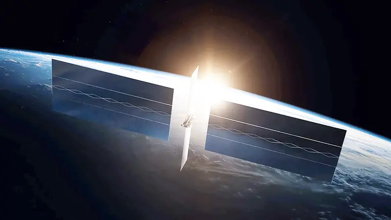 SpaceX złożyło FCC analizę ryzyka zderzeń i opadu części Starmind