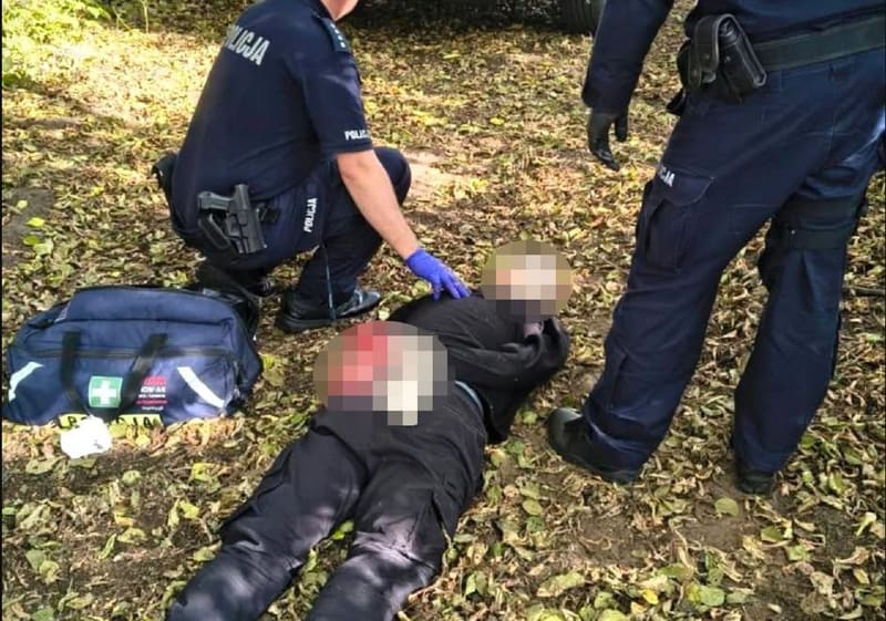 Nauczycielka zauważyła dym w sali, gdzie 19-latek z Ostrołęki zostawił plecak