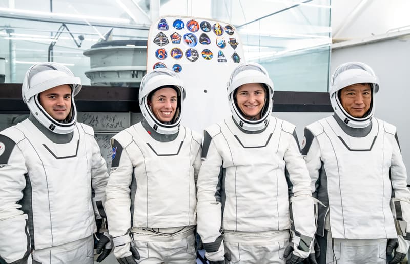 NASA ogłosiła skład załogi SpaceX Crew-14: astronautowie z USA, Japonii i Rosji