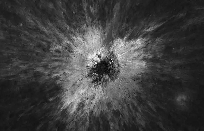 Sonda LRO odkryła największy nowy krater na Księżycu w Układzie Słonecznym