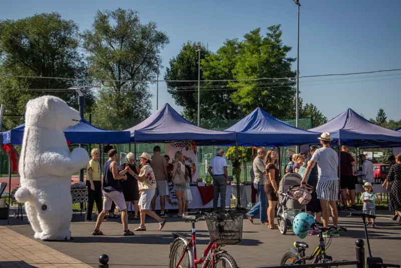 Letni Piknik Rodzinny w ośrodku „Relaks” w Pleśnej z winem i serami